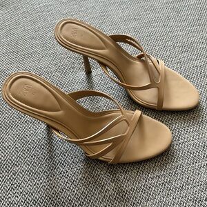 Beige open toe Zara heels